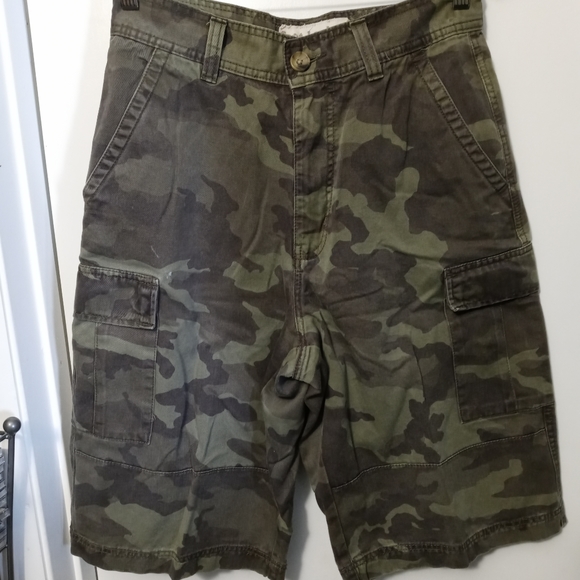 🏇FOOT LOCKER CAMO CARGO PANTS🤺 - Picture 2 of 16